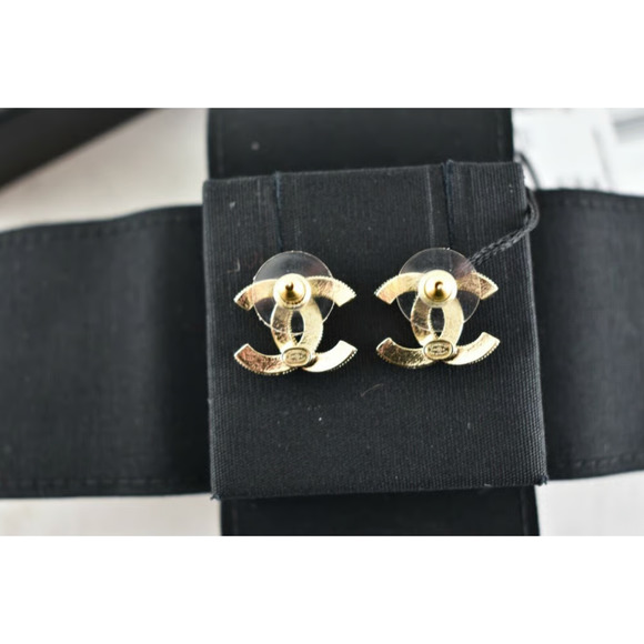 Chanel 21A Gold Pearl White Strass Crystal CC Logo Drop Statement Stud Earrings - Picture 9 of 11